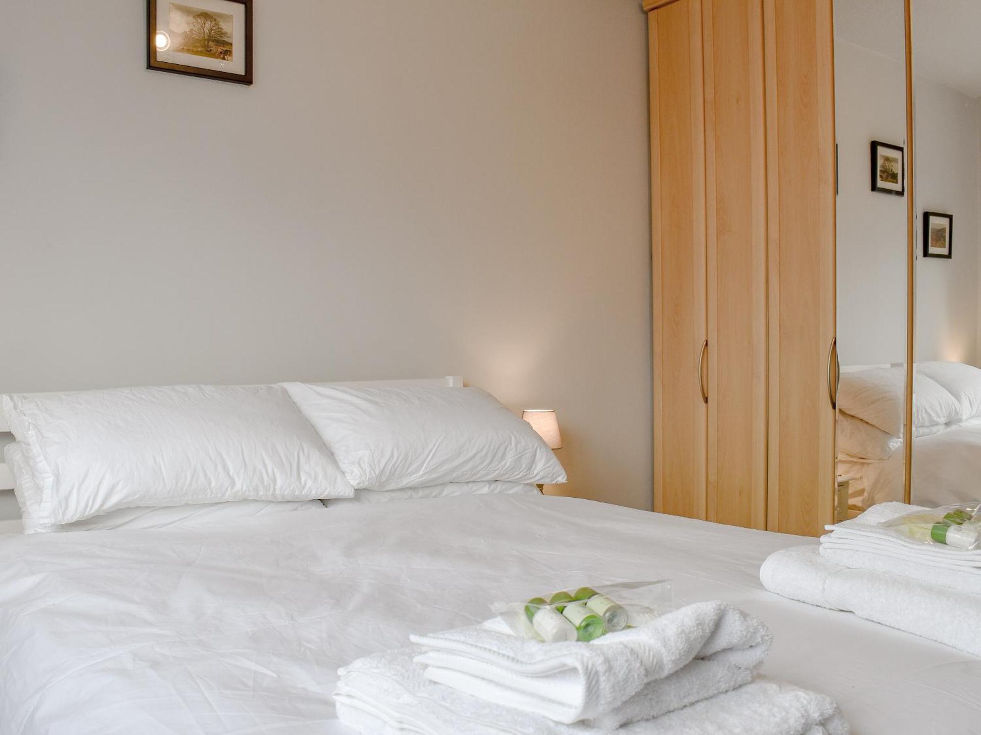 Flos Place Pickering Ngoại thất bức ảnh
